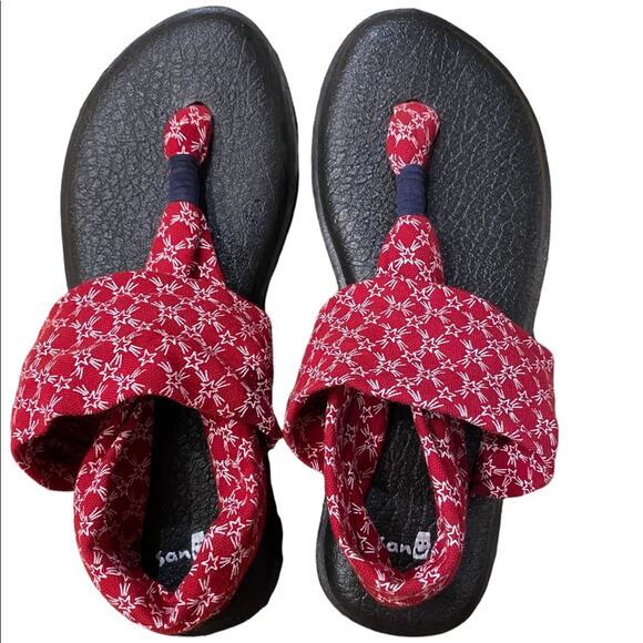 Sanuk Yoga Sling Sandal Red with White Stars Womens Size 6 - Picture 1 of 5